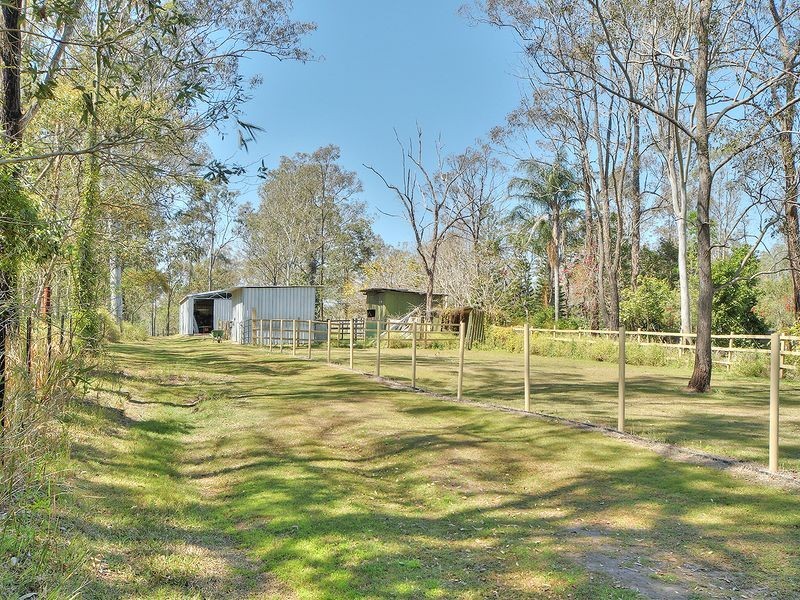 74 Smith Road, Park Ridge South QLD 4125
