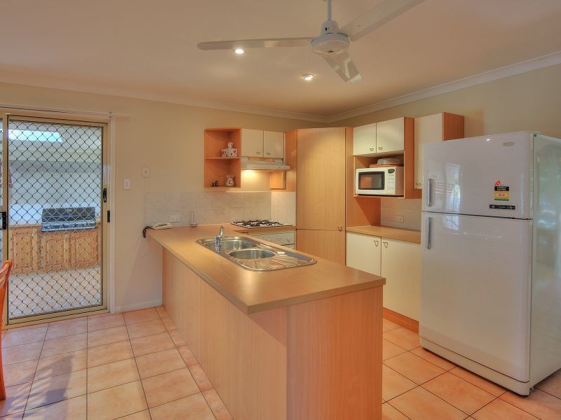 14 Barron Court, Hillcrest QLD 4118