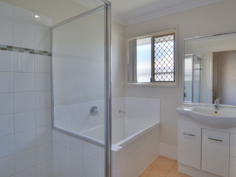 37 Lockyer Place, Crestmead QLD 4132