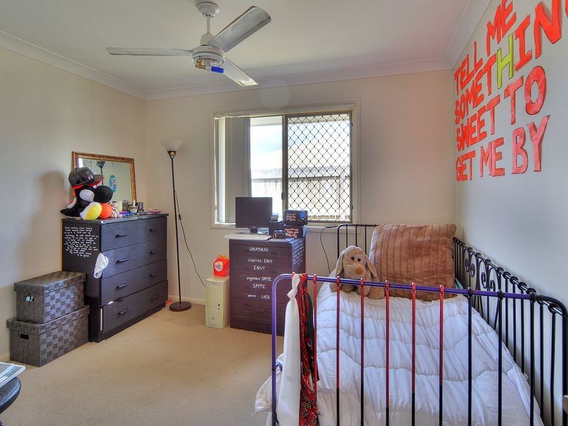 37 Lockyer Place, Crestmead QLD 4132