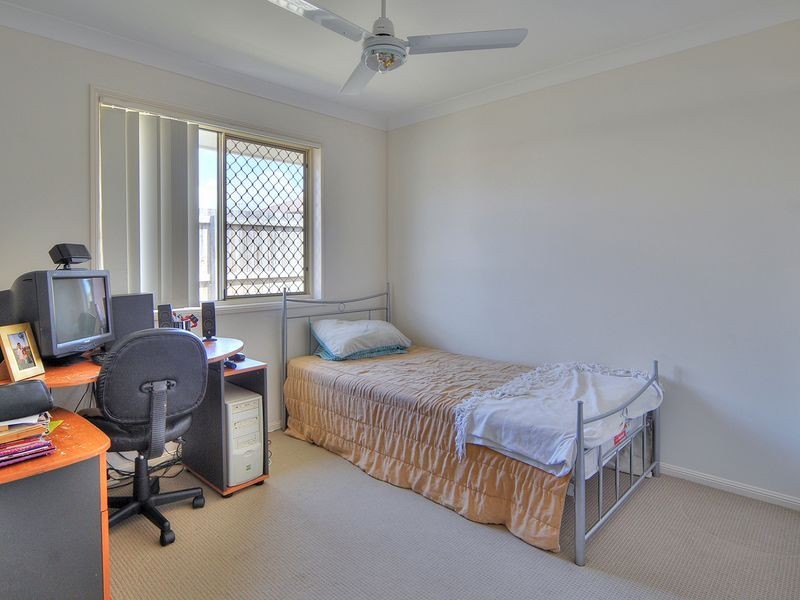 37 Lockyer Place, Crestmead QLD 4132