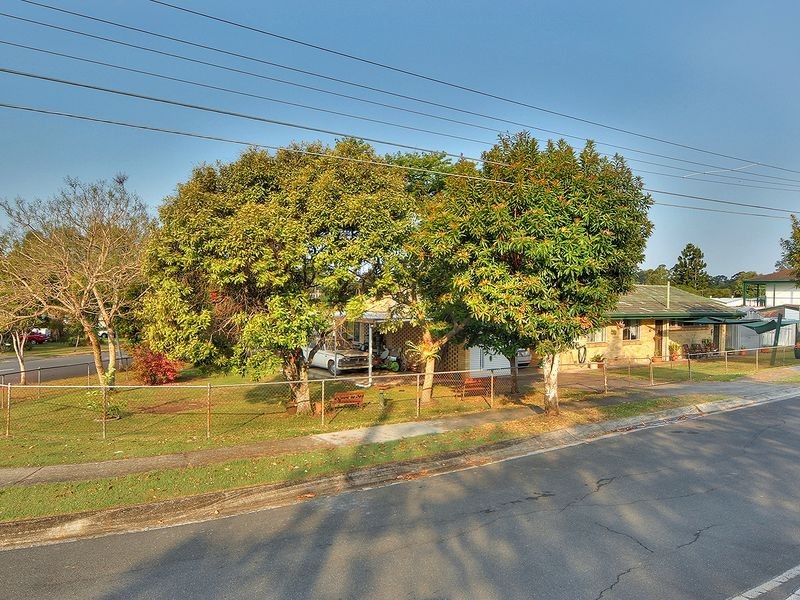 1 Beverley Avenue, Rochedale South QLD 4123