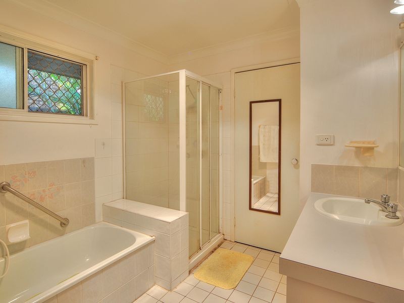 29 Redgum Drive, Regents Park QLD 4118