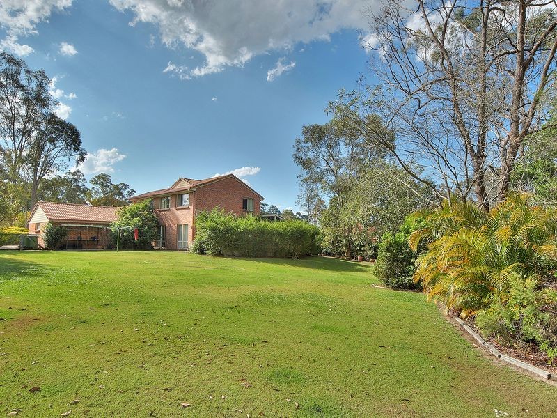 22-24 Echidna Court, Greenbank QLD 4124