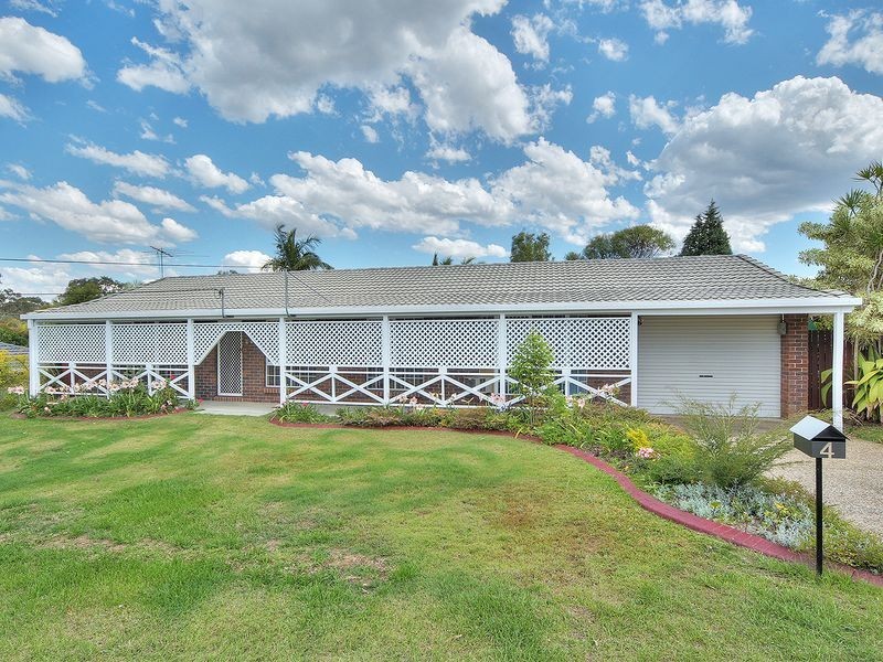 4 Beaufortia Court, Regents Park QLD 4118