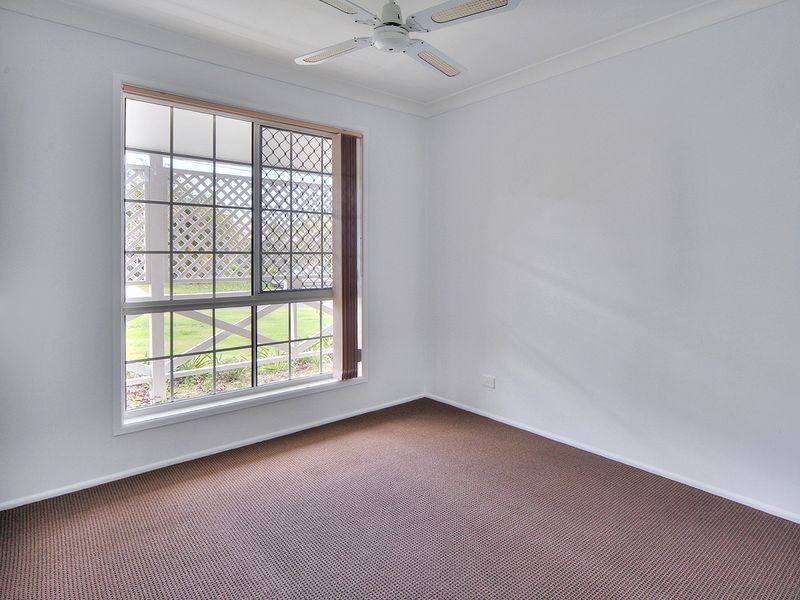 4 Beaufortia Court, Regents Park QLD 4118