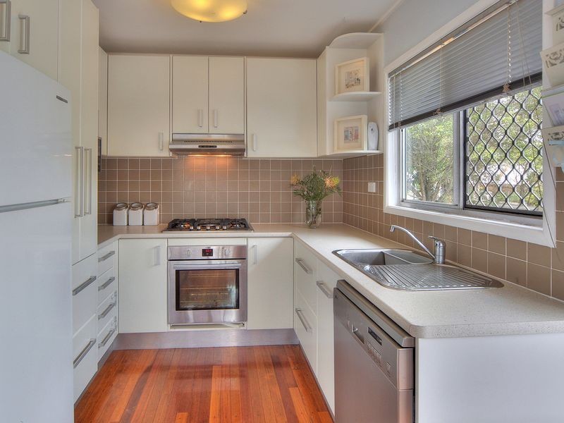 112 North Road, Woodridge QLD 4114