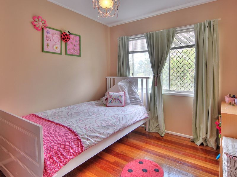 112 North Road, Woodridge QLD 4114