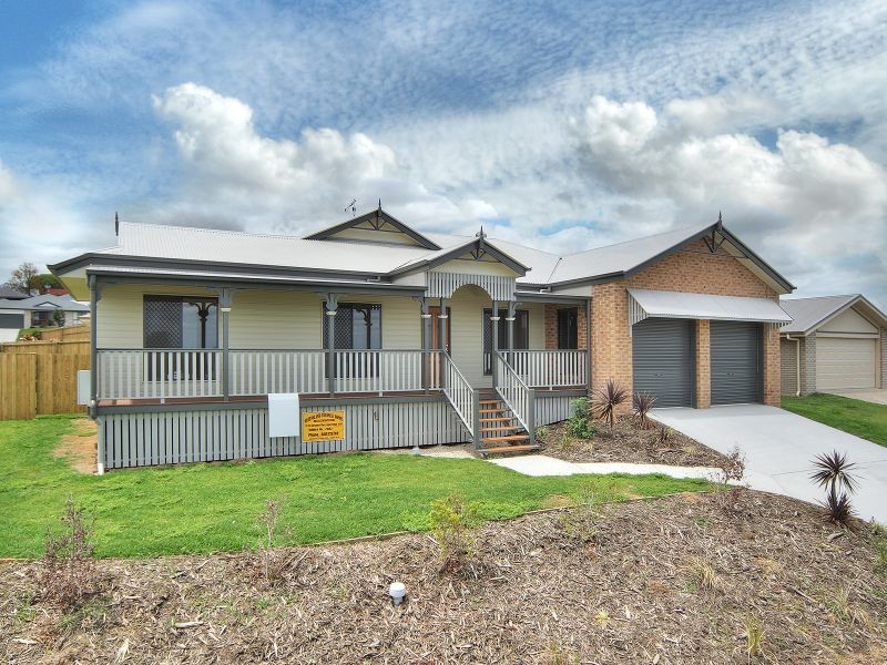 8 Claydon Place, Rosewood QLD 4340