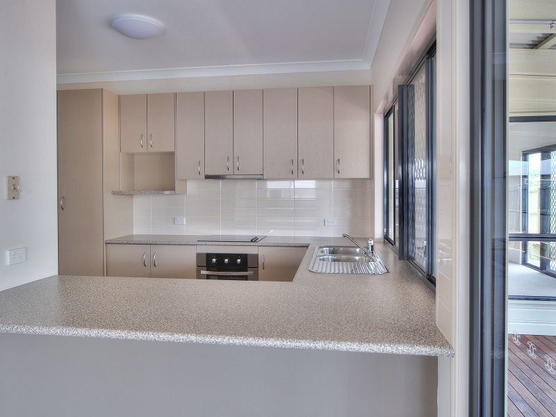 8 Claydon Place, Rosewood QLD 4340