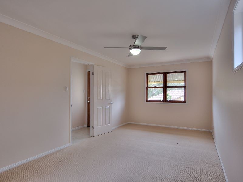 4 Jarrah Way, Springfield Lakes QLD 4300