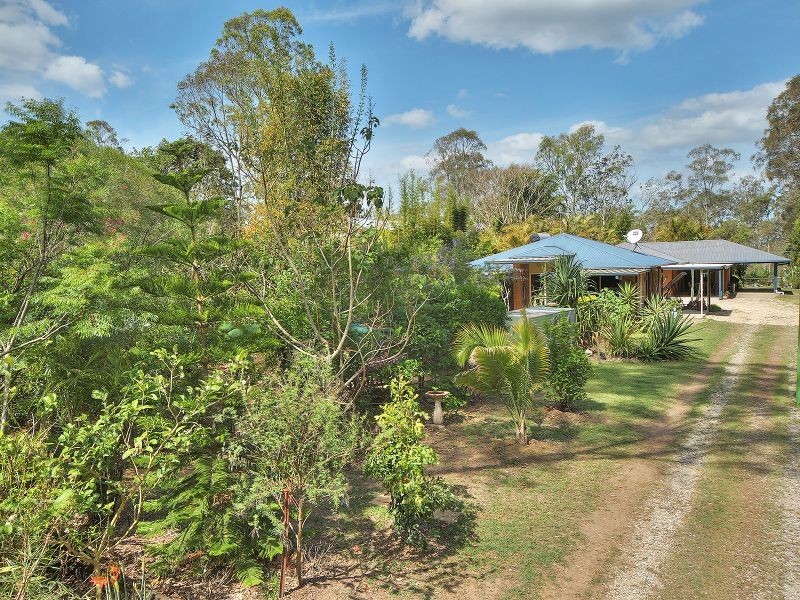 58 Smith Road, Park Ridge South QLD 4125