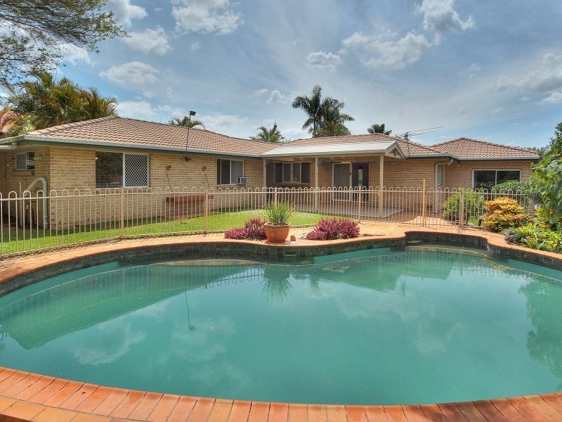 11 Copeton Crescent, Parkinson QLD 4115