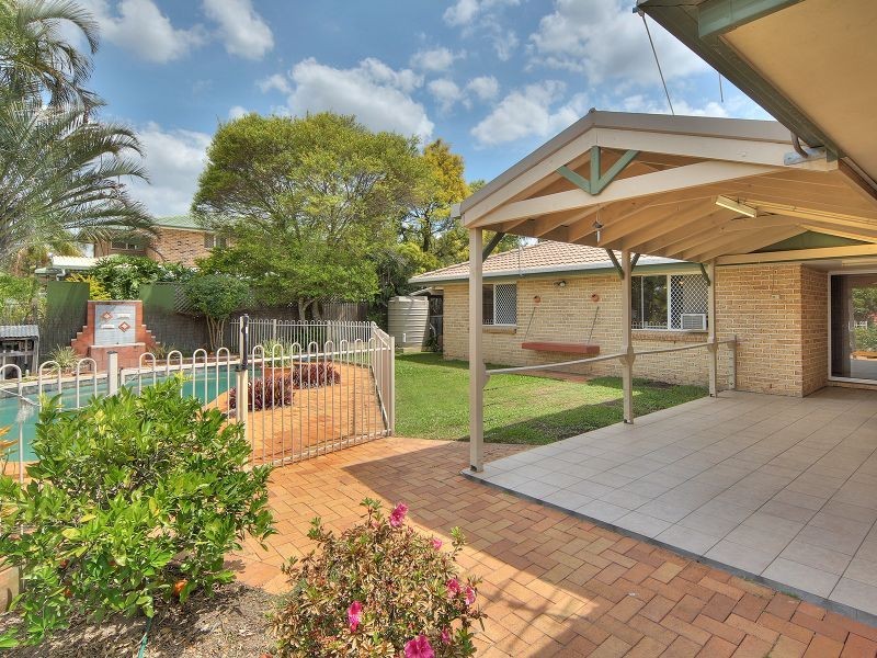 11 Copeton Crescent, Parkinson QLD 4115