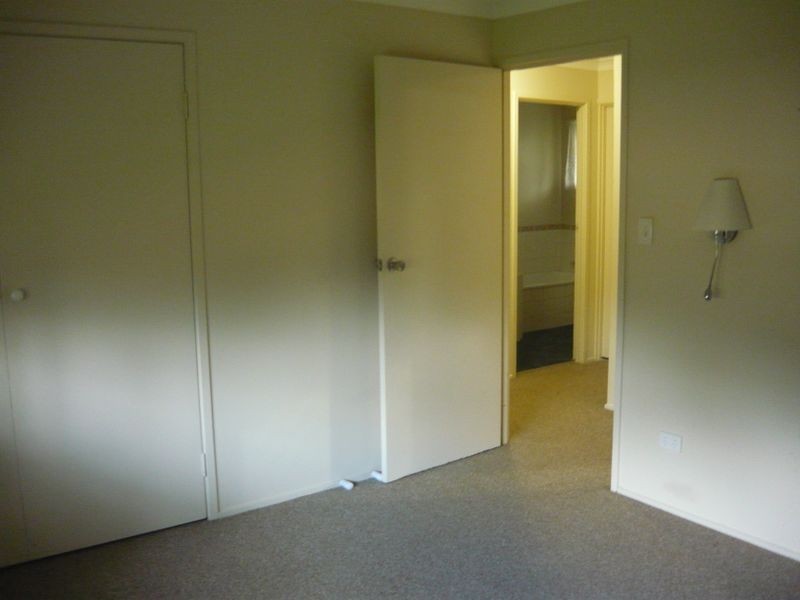 55 Sweetgum Street, Hillcrest QLD 4118