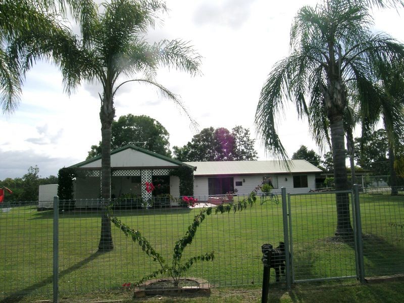 77 Dundee Road, North Maclean QLD 4280