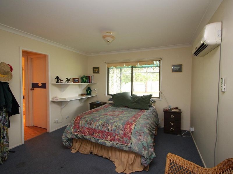 77 Dundee Road, North Maclean QLD 4280