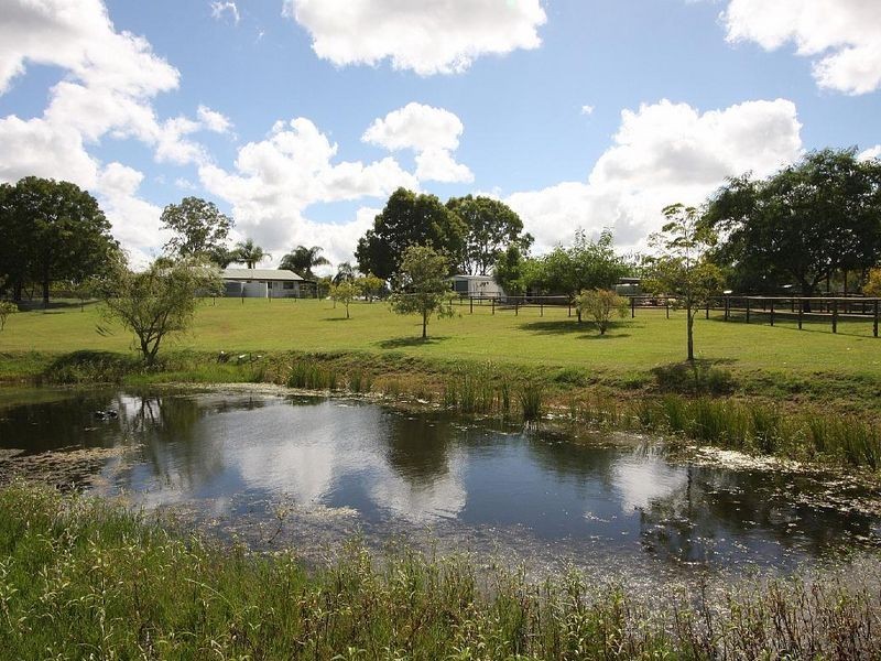 77 Dundee Road, North Maclean QLD 4280