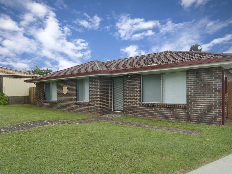 24 Regency Drive, Regents Park QLD 4118