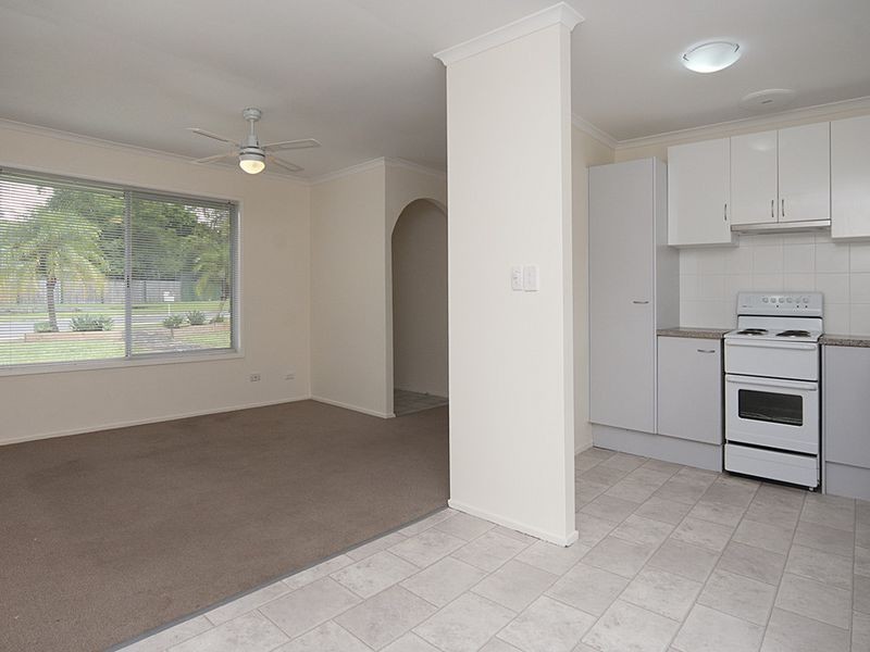 24 Regency Drive, Regents Park QLD 4118