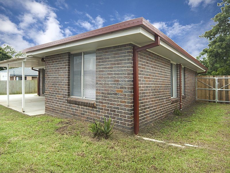 24 Regency Drive, Regents Park QLD 4118