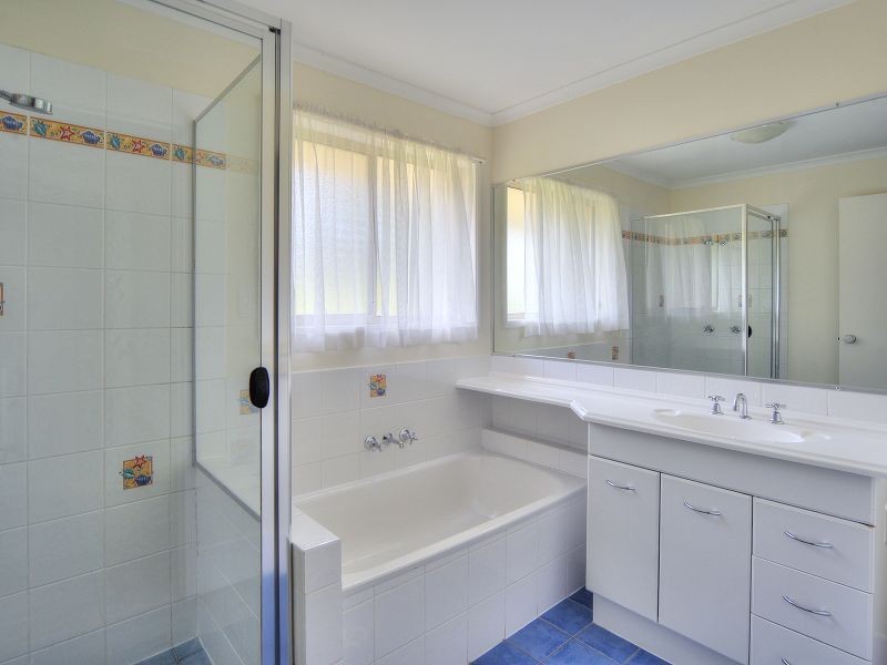 1 Florence Street, Boronia Heights QLD 4124