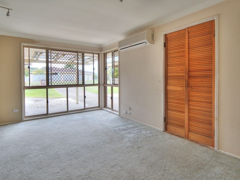 18 Aronia Court, Regents Park QLD 4118