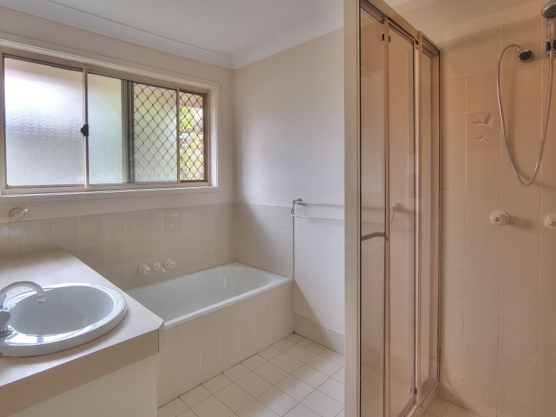 18 Aronia Court, Regents Park QLD 4118