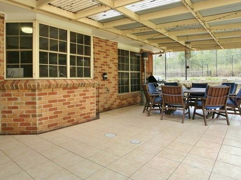 17 Regent Court, Munruben QLD 4125