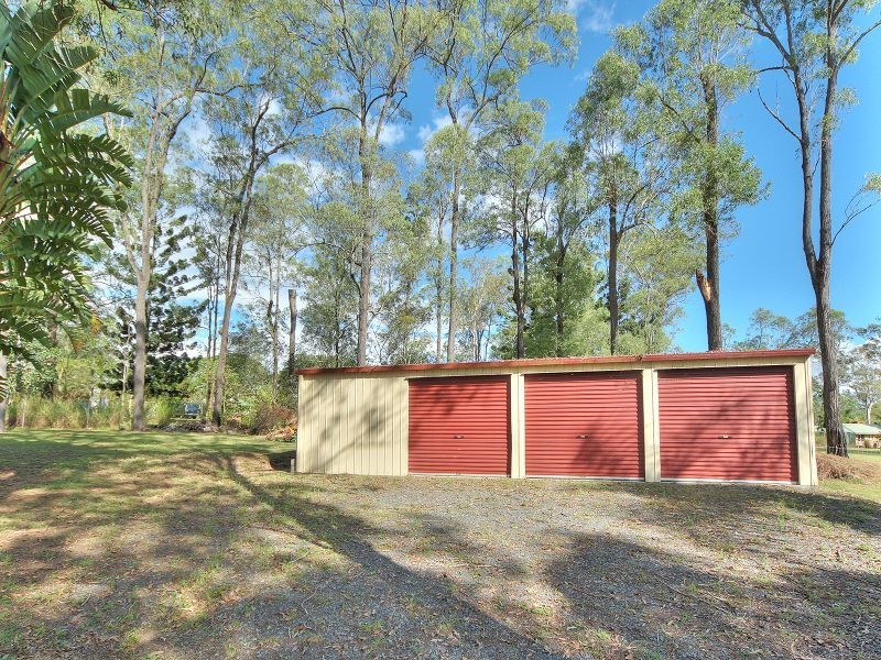 17 Regent Court, Munruben QLD 4125