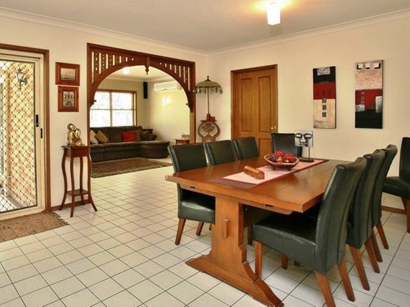 17 Regent Court, Munruben QLD 4125