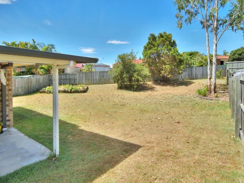 12 Benjamina Circuit, Regents Park QLD 4118
