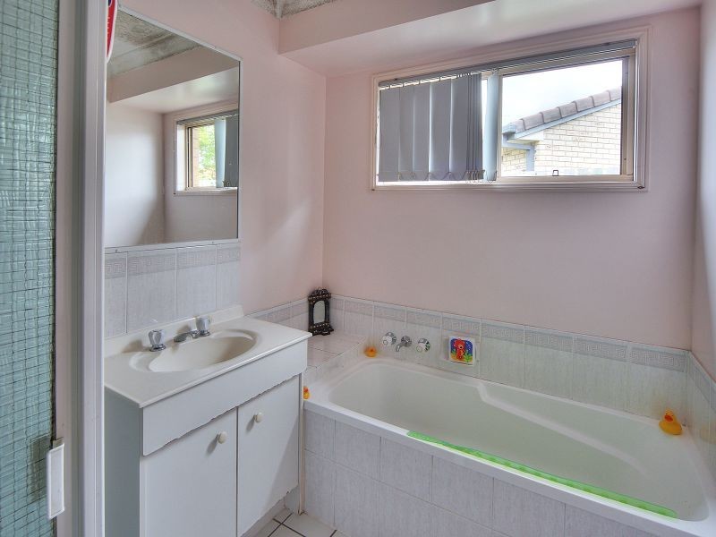 15 Bolan Court, Crestmead QLD 4132