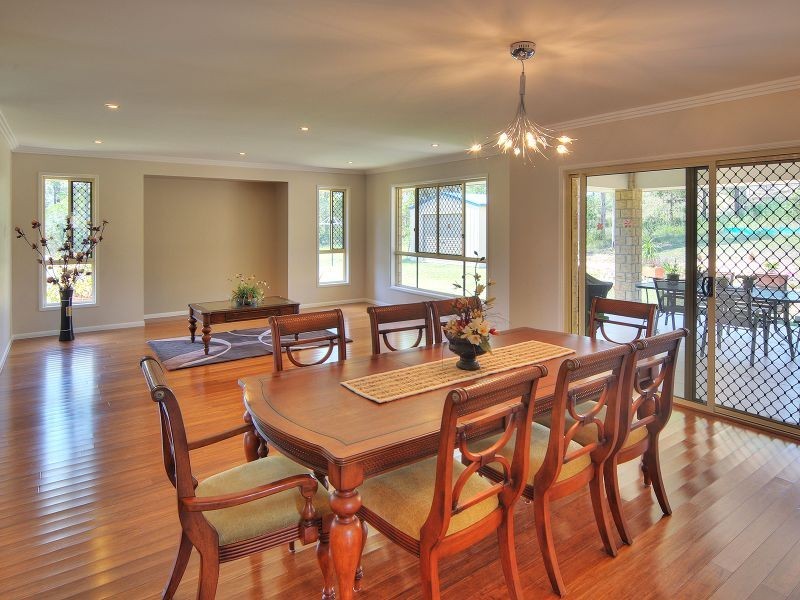 5-17 Natasha Court, Greenbank QLD 4124