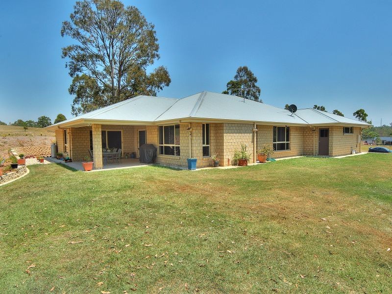 5-17 Natasha Court, Greenbank QLD 4124