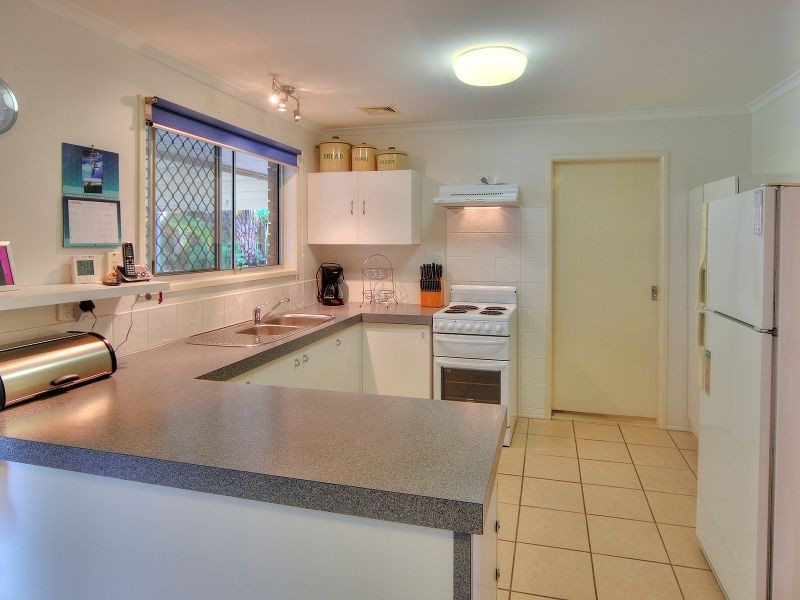 27 Halfmoon Street, Browns Plains QLD 4118