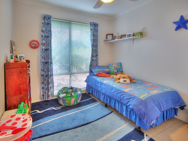 27 Halfmoon Street, Browns Plains QLD 4118