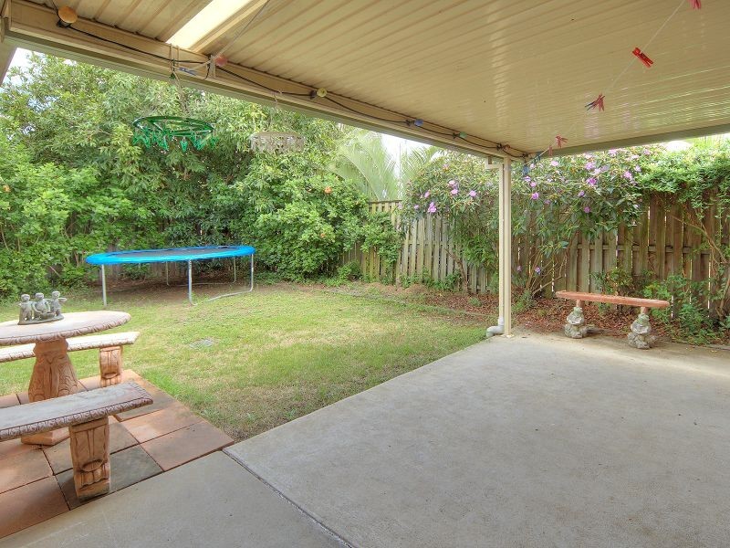 16 Lewis Place, Calamvale QLD 4116