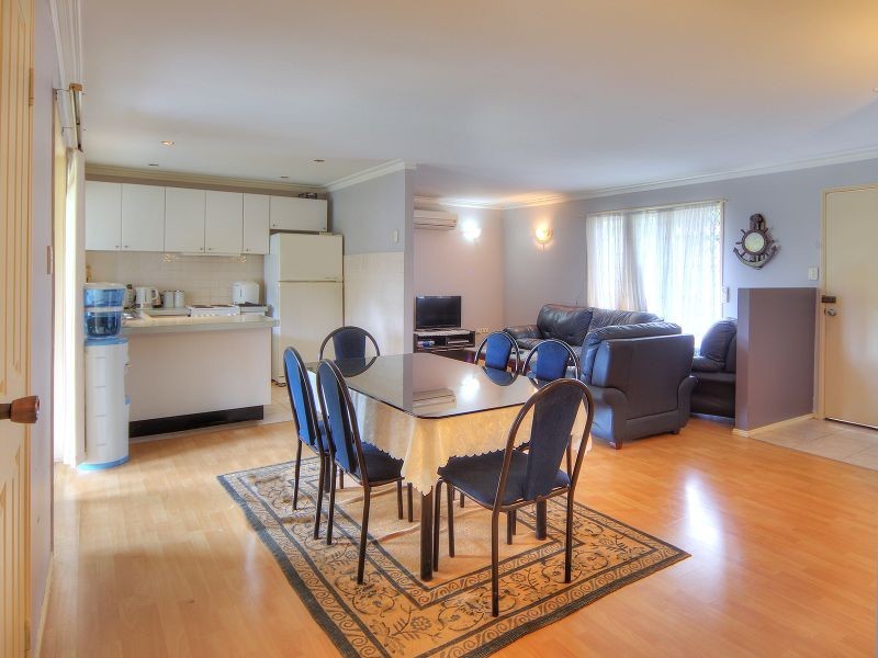 32 Furzer Street, Browns Plains QLD 4118