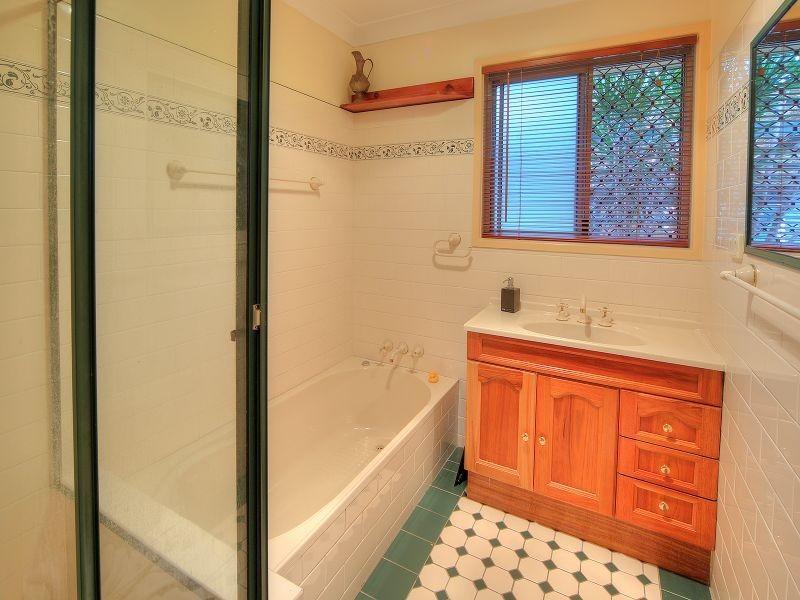 18 Saratoga Street, Browns Plains QLD 4118