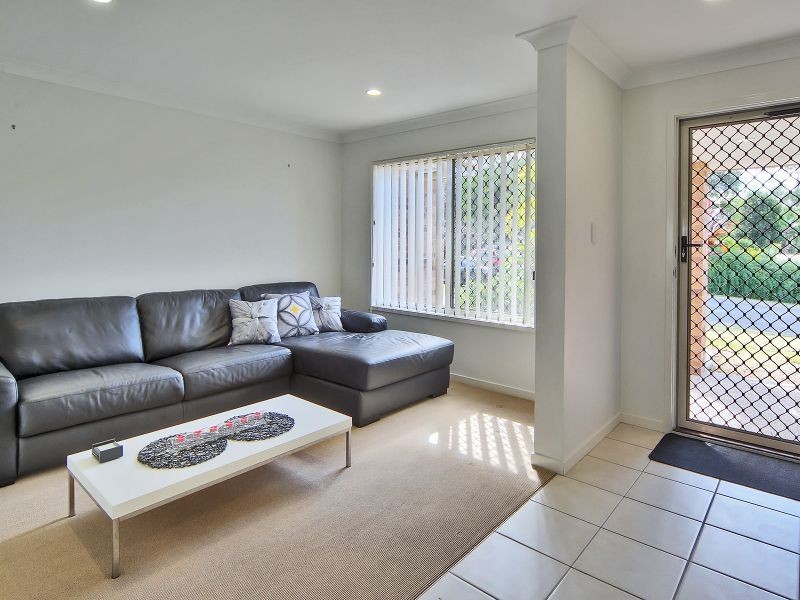 6 Blessing Place, Boronia Heights QLD 4124