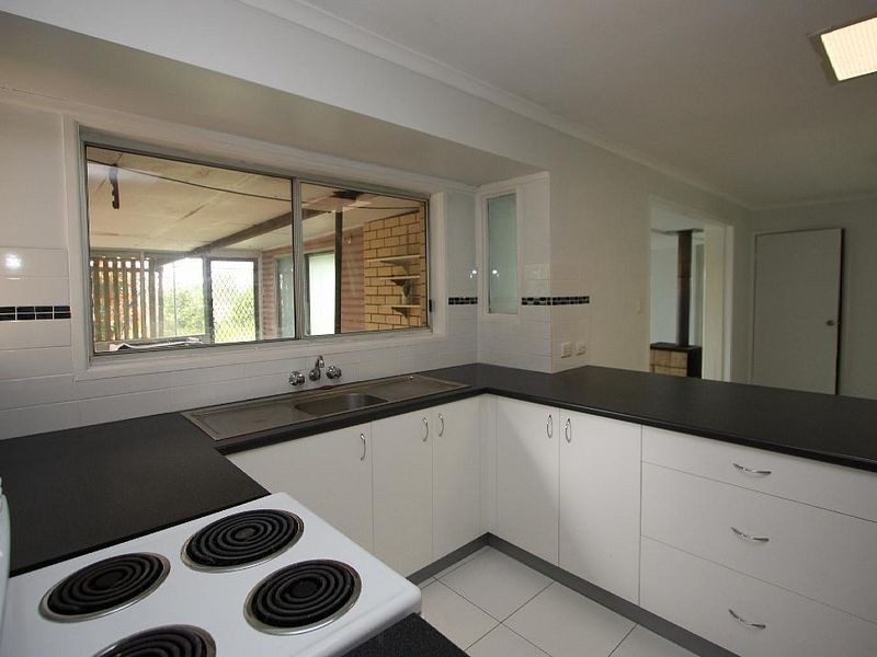 80 Stapylton Road, Forestdale QLD 4118