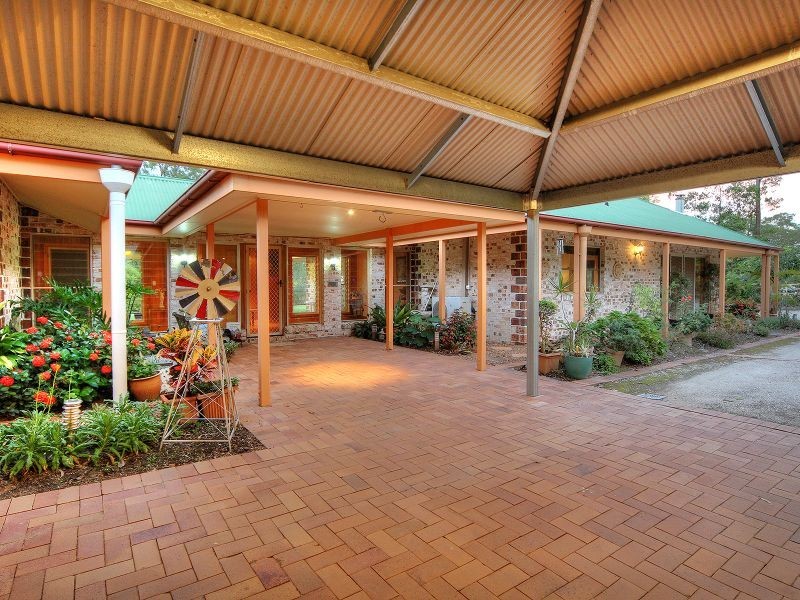 2 Tigercat Court, Greenbank QLD 4124