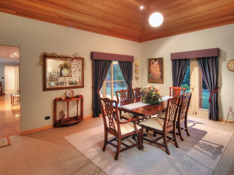 2 Tigercat Court, Greenbank QLD 4124