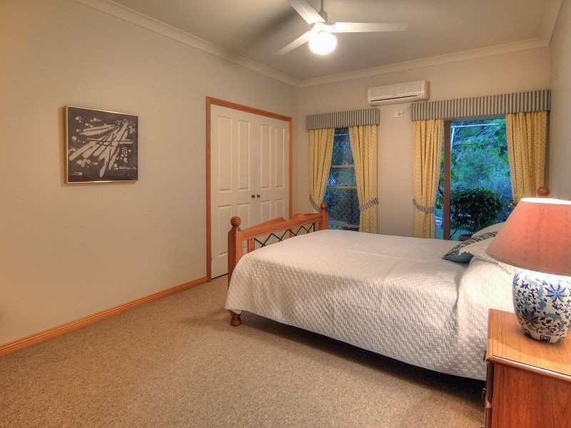 2 Tigercat Court, Greenbank QLD 4124