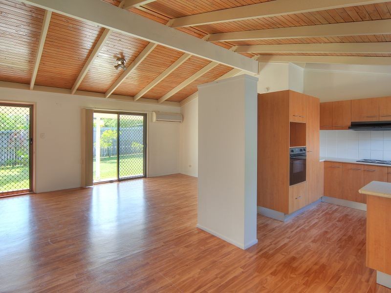 8 Rooney Street, Browns Plains QLD 4118