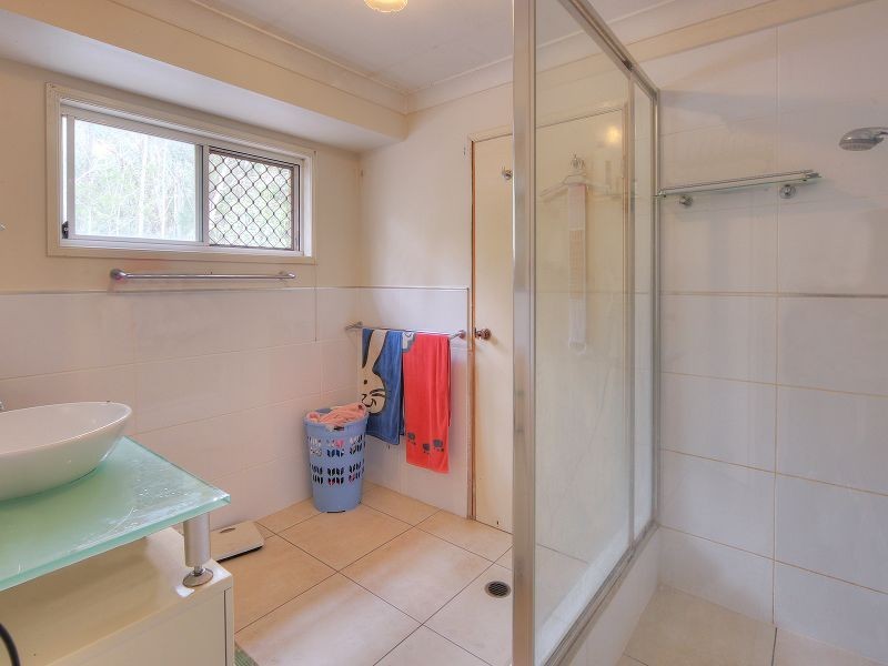24 Barker Street, Boronia Heights QLD 4124