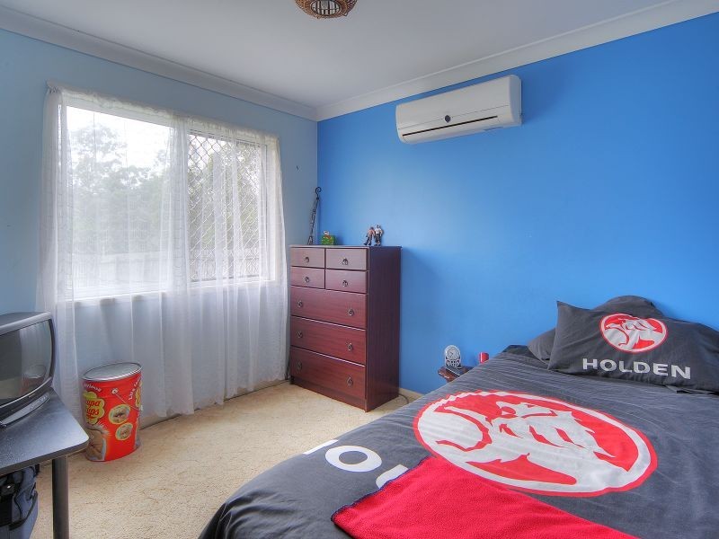 24 Barker Street, Boronia Heights QLD 4124