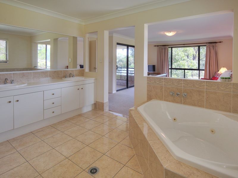 3 Goodenia Close, New Beith QLD 4124