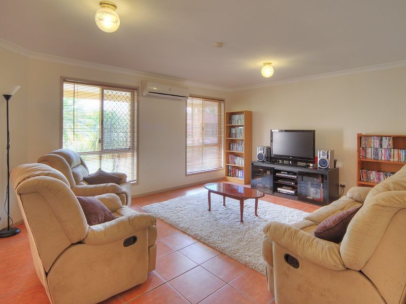 8 Lyndon Court, Boronia Heights QLD 4124